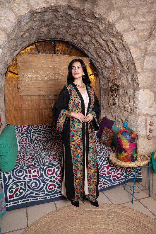 Embroidered Noir Abaya